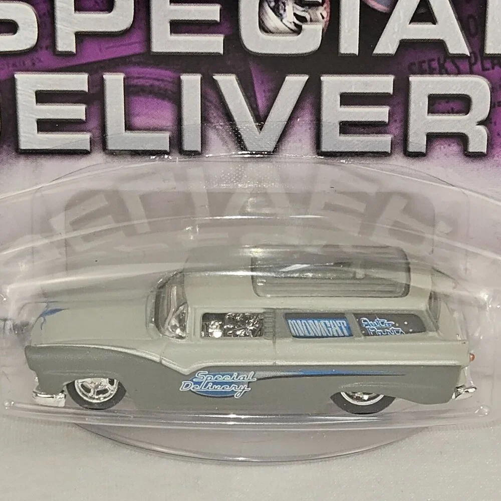 Hot Wheels Special Delivery 8 Crate #3/4 Limited‎ Edition 1/20,000 (K222)